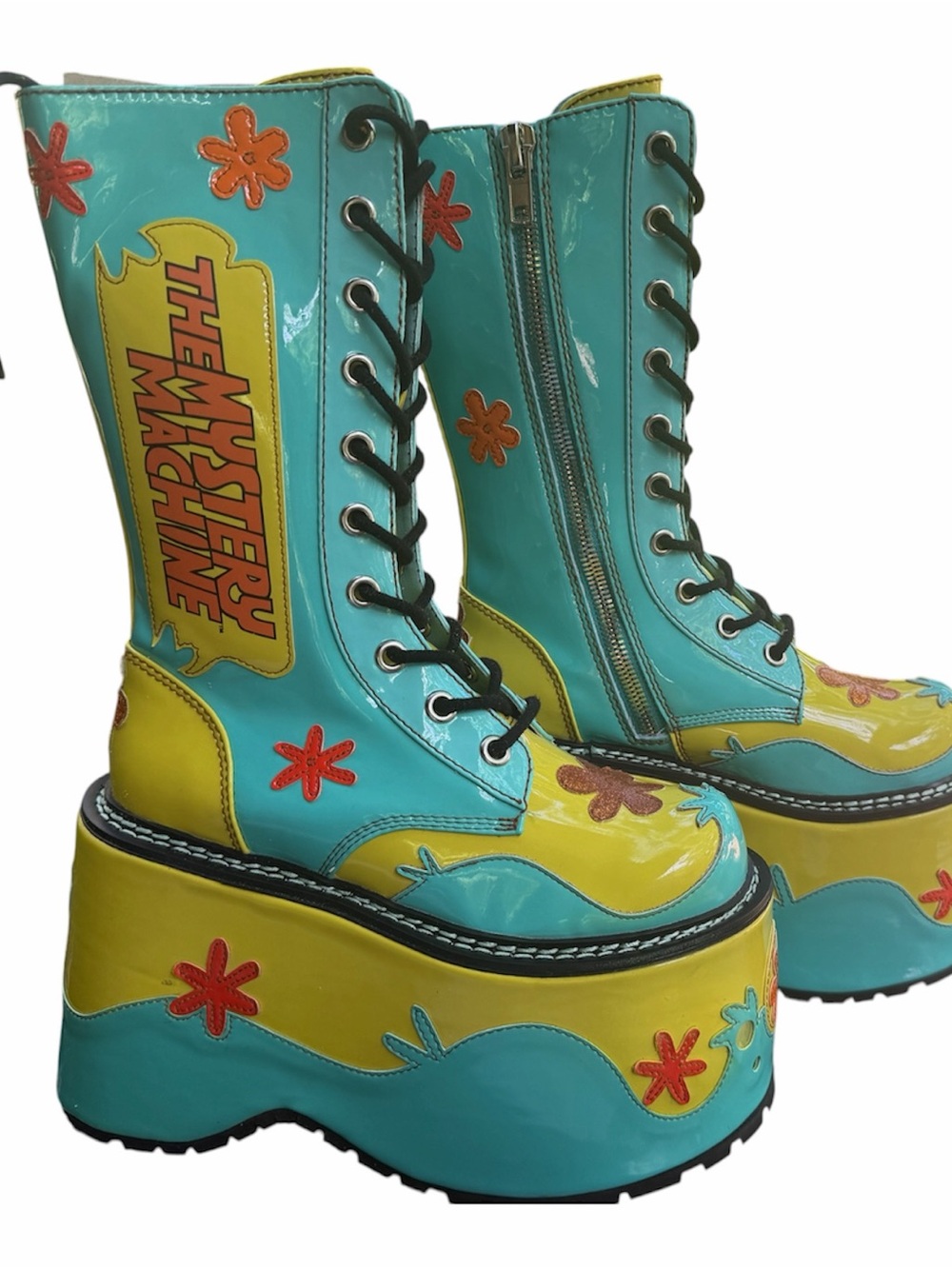 Dolls kill Scoobydoo The Mystery Machine Platform Boots